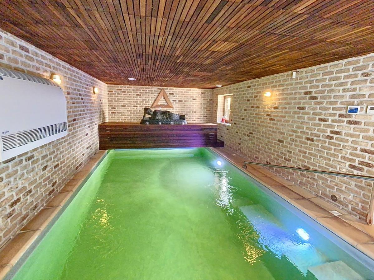 Au Calme - Duplex 3 Ch - 5 Pers Avec Piscine Interieure 32c Namur - 5 Min E42 Sortie 12 Namur Ouest Apartment